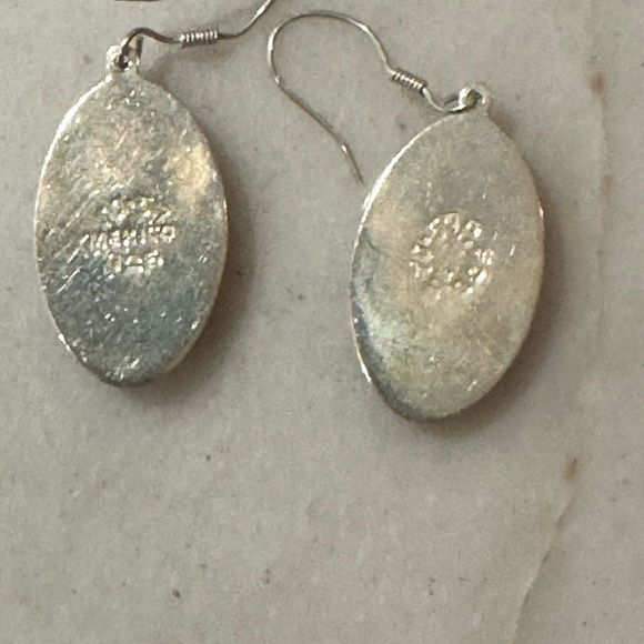 Beautiful 925 Sterling Silver Tiger Eye Cabochon Oval Earrings - Picture 3 of 5